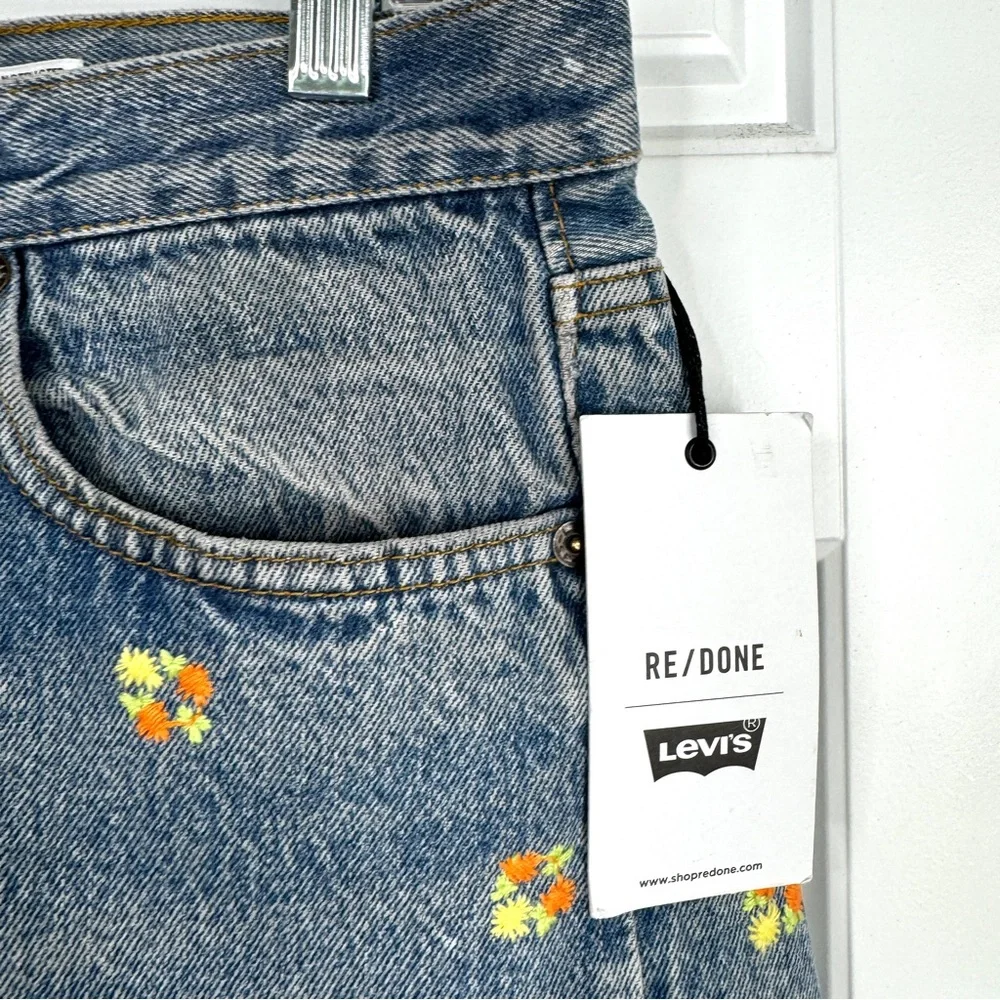 RE/DONE Levi’s The Short NEW Size 28 Floral Indigo Embroidered Jean Shorts